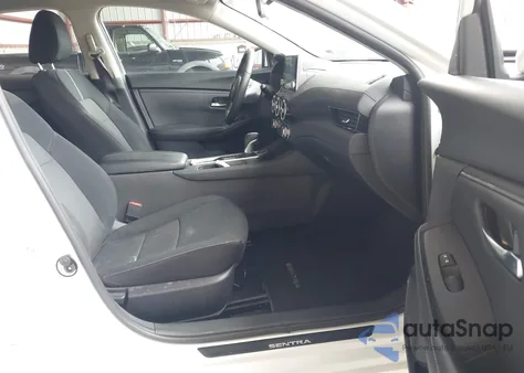 2024 Nissan Sentra Sv Xtronic Cvt z USA, uszkodzony, nr VIN 3N1AB8CV1RY203781